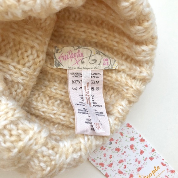 [ nwt ] Free People Harlow Cable Knit Beanie - Picture 6 of 6